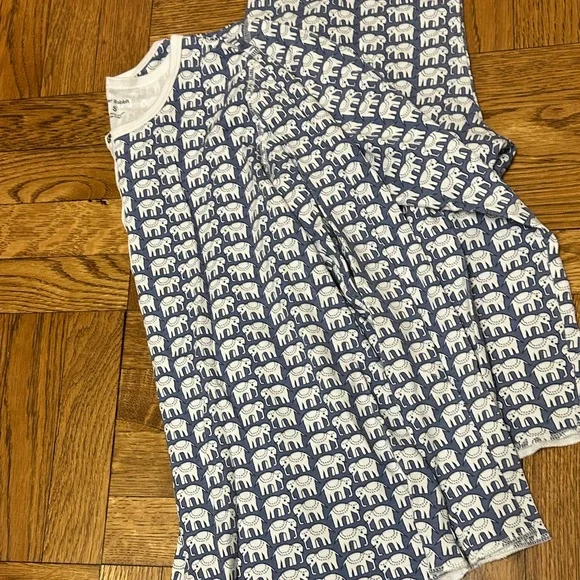 Roller Rabbit Blue and White Elephant Pajama Set - Picture 3 of 4